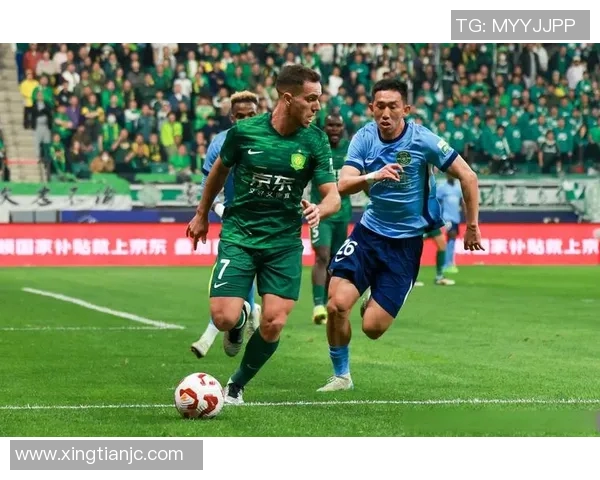 竞技俱乐部迎战蒂格雷力争胜利展现球队实力与决心